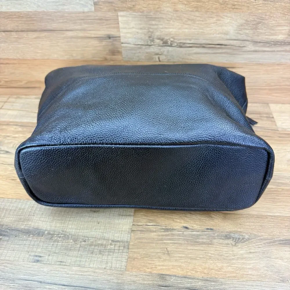 Onna ehrlich Black Pebbled Leather Purse Shoulder Bag